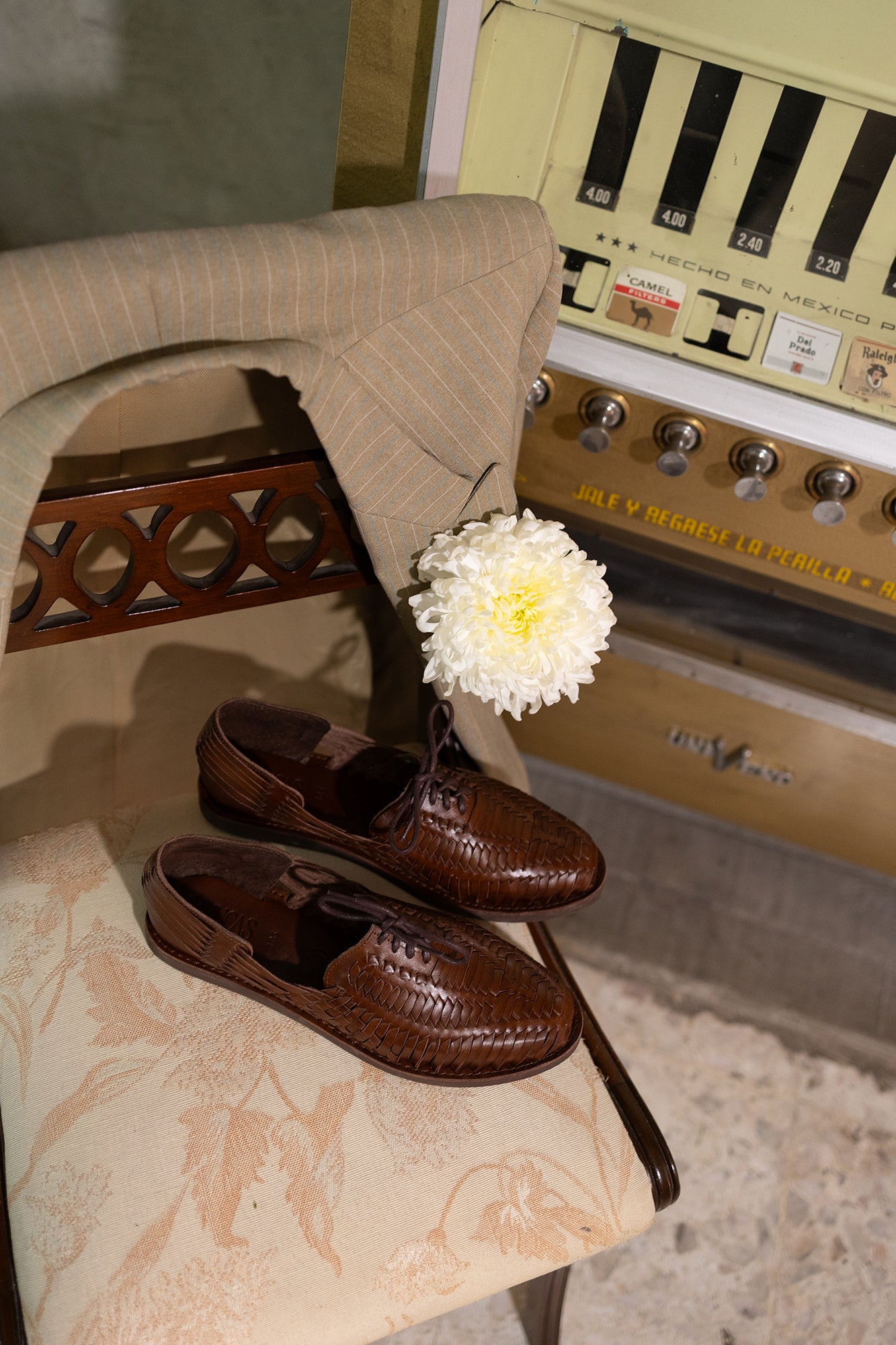 Cayucas Tomás — handwoven brown leather huarache loafer, handmade in Mexico