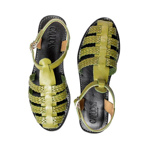 Cayucas Alma, olive green woven leather huarache fisherman sandal, top view, handmade in Sahuayo Michoacán Mexic
